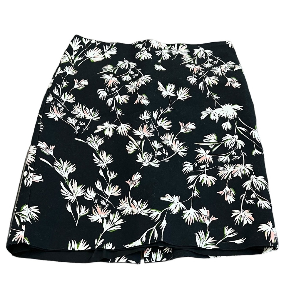 2/$15 Ann Taylor Factory 8 Black Floral pencil Skirt Womens